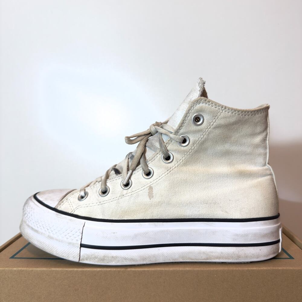 Converse Chuck Taylor All Star Platform Womens 7 White High Top Canvas Sneakers